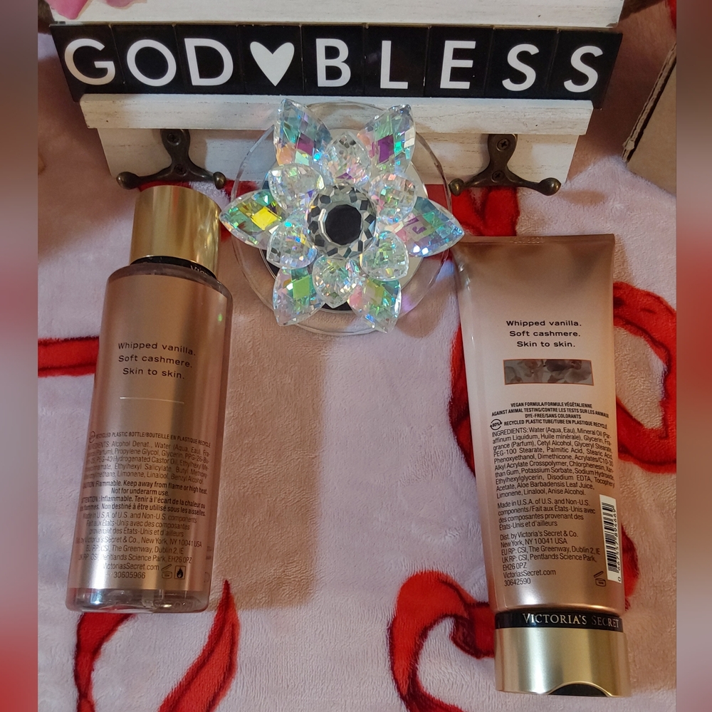 🎉 HP 🥂 💝 2pc Victoria's Secret Bare Vanilla Mist & Lotion Set 💝 - Picture 4 of 11
